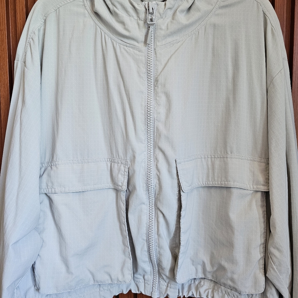 Fabletics Ripstop Cropped Cargo Jacket - Picture 4 of 10